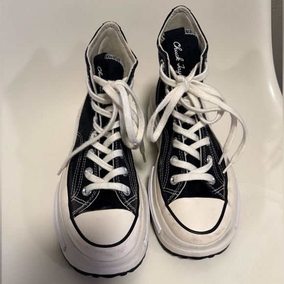 Converse Run Star Legacy  Black and White Platform Sneakers Women’s 5.5 - Picture 1 of 10